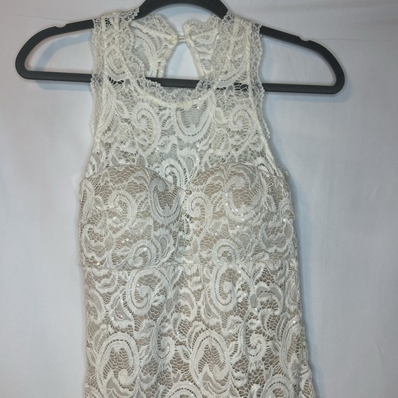 Sequin Hearts Cream Lace Sequin Homecoming Wedding Mini Dress Size 5 Stretchy - Picture 2 of 12